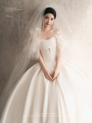 -雪中彩影婚纱摄影·微光艺术中心