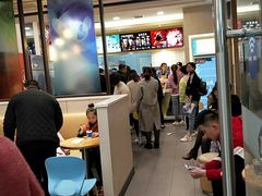 大堂-DQ·蛋糕·冰淇淋(绿宝店)