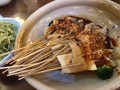 爱吃豆皮涮毛肚-江城小馆陕南妈妈菜·全球旅行餐厅(钟楼店)