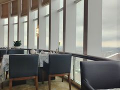-厚街国际大酒店·360度旋转餐厅