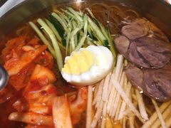 -明洞阿姨·韩式酱蟹烤肉·创意料理(三元桥店)