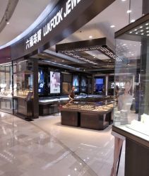 -六福珠寶(银泰百货大红门店)