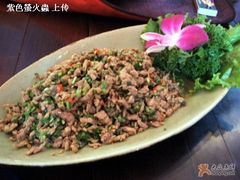 花腰傣味炒牛肉-花马天堂云南餐厅 Lost Heaven(高邮路店)