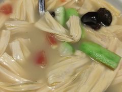 -汤城小厨•粤菜•靓汤(苏州街店)