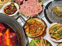 -扎起市井老火锅(乐山总店)