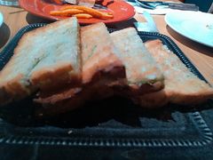 咖椰吐司-HELLO 27 意面·沙拉·帕尼尼