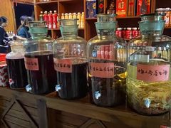 -果松木炭酸菜铜火锅·外婆参鸡汤