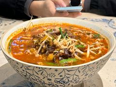 -粉八·云南米线·建水烧烤(常熟路店)
