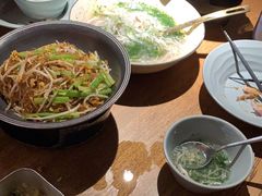 -蜜桃餐厅·伴山(湖滨商业街店)