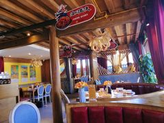 大堂-隔壁老王·家常云南菜(花巷店)