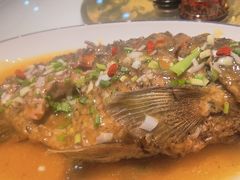 -凯盛食府(右玉小吃街店)