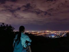 -鬼笑石后山停车场