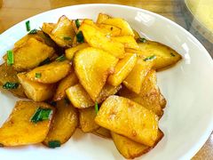 小葱农家土豆-芦茨金富饭庄·25年老字号·专做稻草鸡