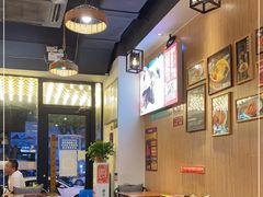 大堂-麒麟风烤牛肉·云南烧烤小排档(丹凤街店)