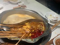 -佰人王串串香火锅(洋珠巷店)