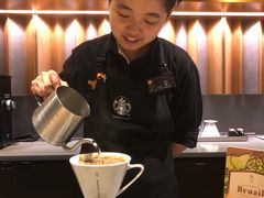 -星巴克臻选(济南恒隆店)