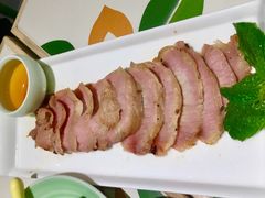 猪颈肉-越弥越南传统美食馆