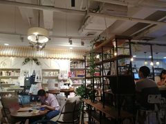 大堂-江汉书店书·咖啡(美佳华店)