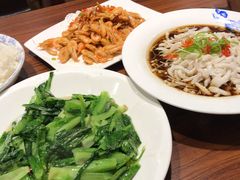 -董厨煨汤馆(车站路店)