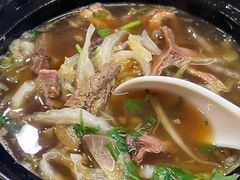 -闫家驴肉老店(华电一校店)