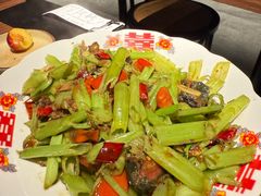 空心菜梗掼皮蛋-Night Breeze晚风