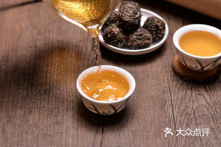 配合良好的饮食习惯，不吃、少吃油腻食品