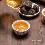 配合良好的饮食习惯，不吃、少吃油腻食品
