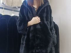 -肃宁华斯国际裘皮城