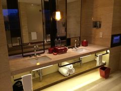 -上海衡山路十二号华邑酒店