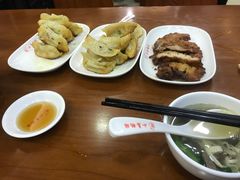 -小姜锅贴(凤凰街店)