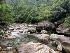 -鄣山大峡谷