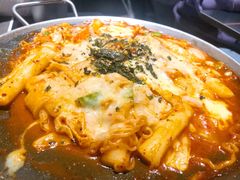 芝士拉面炒年糕-博欧姆新派韩国料理·炸鸡(艾尚店)