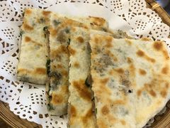 干菜肉麦饼-桐香园小笼包(百井坊巷店)