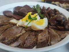 招牌卤狮头鹅七拼-潮界(虹桥新天地店)