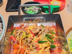 -川堂风·跷脚牛肉·乐山爆炒(宝山日月光店)