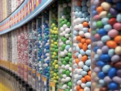 -m豆巧克力世界(上海世茂广场店)