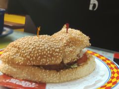 澳门猪扒包-新辉港式茶餐厅(北栅店)