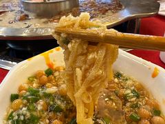 -山城年华老火锅(玉林店)