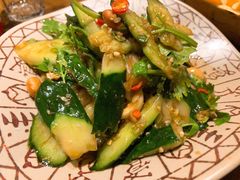 大蒜拍黄瓜-高烤场烧烤餐厅(文华里店)