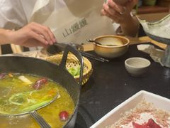 -山缓缓火锅(苏州仁恒仓街店)