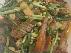 -老鼎万春卤菜(五代传承创始老店)
