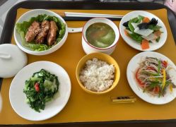 -月之旅·尊 高端月子会所(科馨别墅一店)