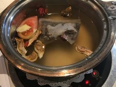 一叶招牌锅-一叶一世界·素食餐厅(锦华万达店)