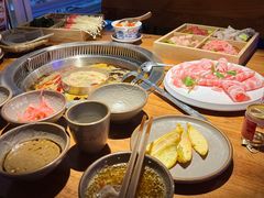 -城墙拐拐火锅(三峡广场黑金冠店)