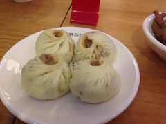 老面土猪肉包子-凤起龙游老面包子(凯德晶品店)