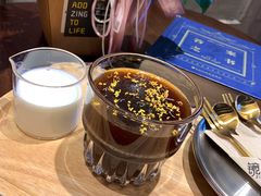 -ZING COFFEE 镜咖啡