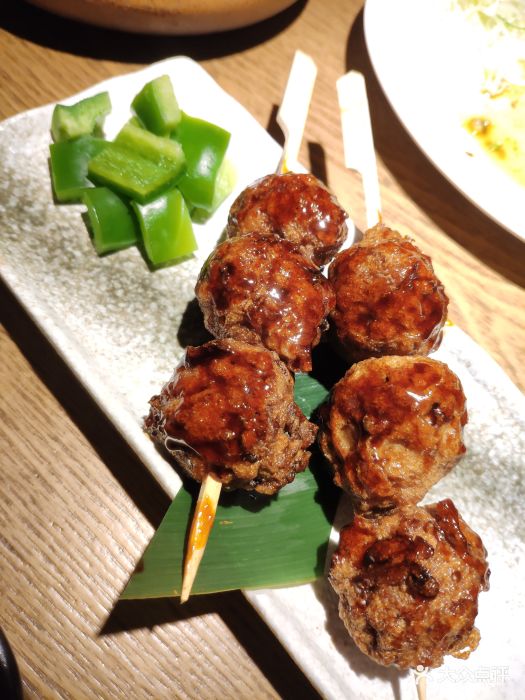 食乐无双烧鸟酒场鸡肉丸图片 - 第1张