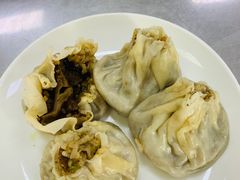 烧卖-严氏严大姐特色小吃(利济北路店)
