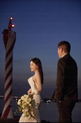 -雪中彩影婚纱摄影·微光艺术中心