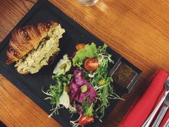 羊角包卷黑松露炒鸡蛋-花马天堂云南餐厅 Lost Heaven(高邮路店)